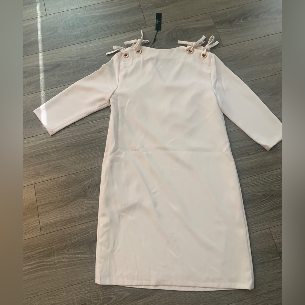 NWT Tahari shift dress.